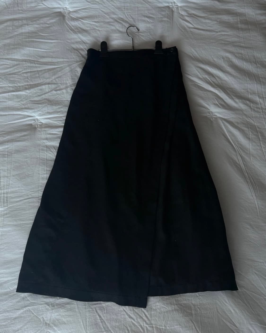 꼼데가르송 블랙 랩 스커트 상품이미지1