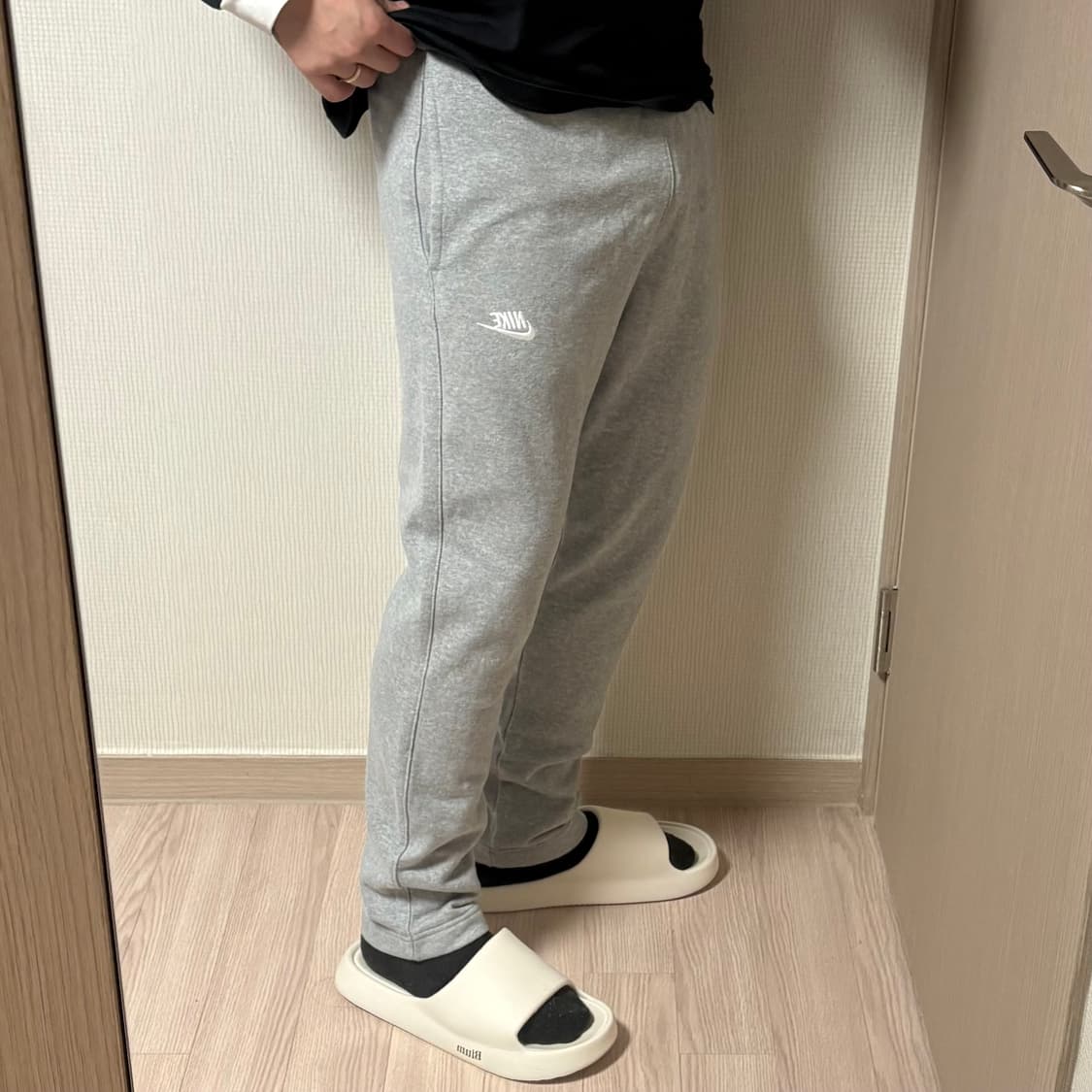 정품 나이키 퓨추라 기모 스웻팬츠 그레이 트레이닝 바지 상품이미지2