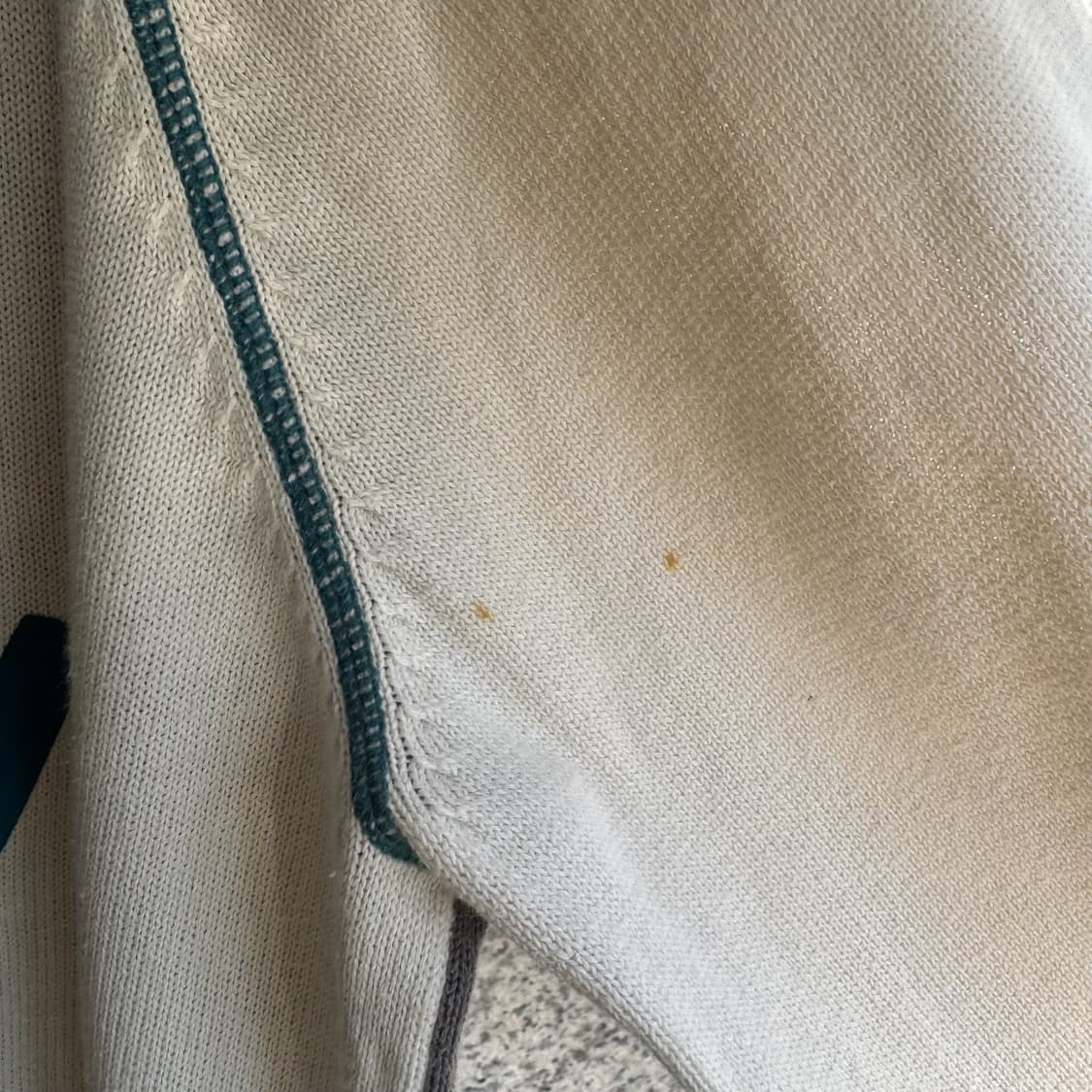 아르마니 익스체인지 스펠아웃 블럭 후디 니트 상품이미지8