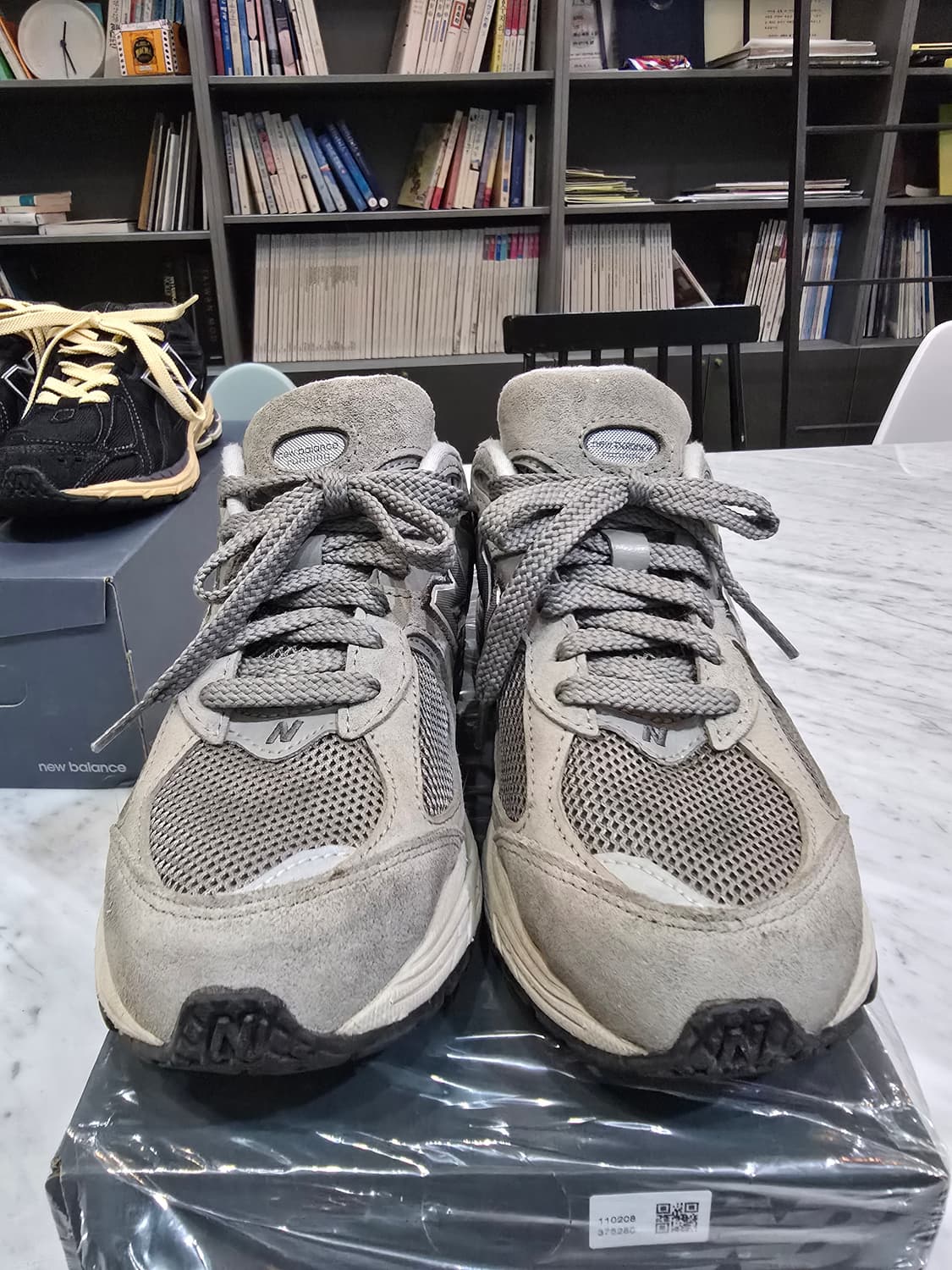 뉴발란스운동화 2002rc 230 판매합니다 상품이미지7