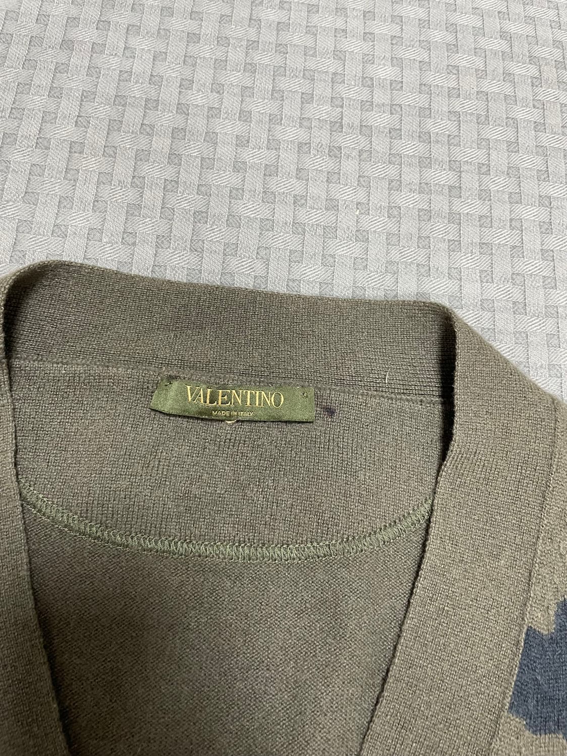 발렌티노 캐시미어100 가디건 정품 상품이미지2