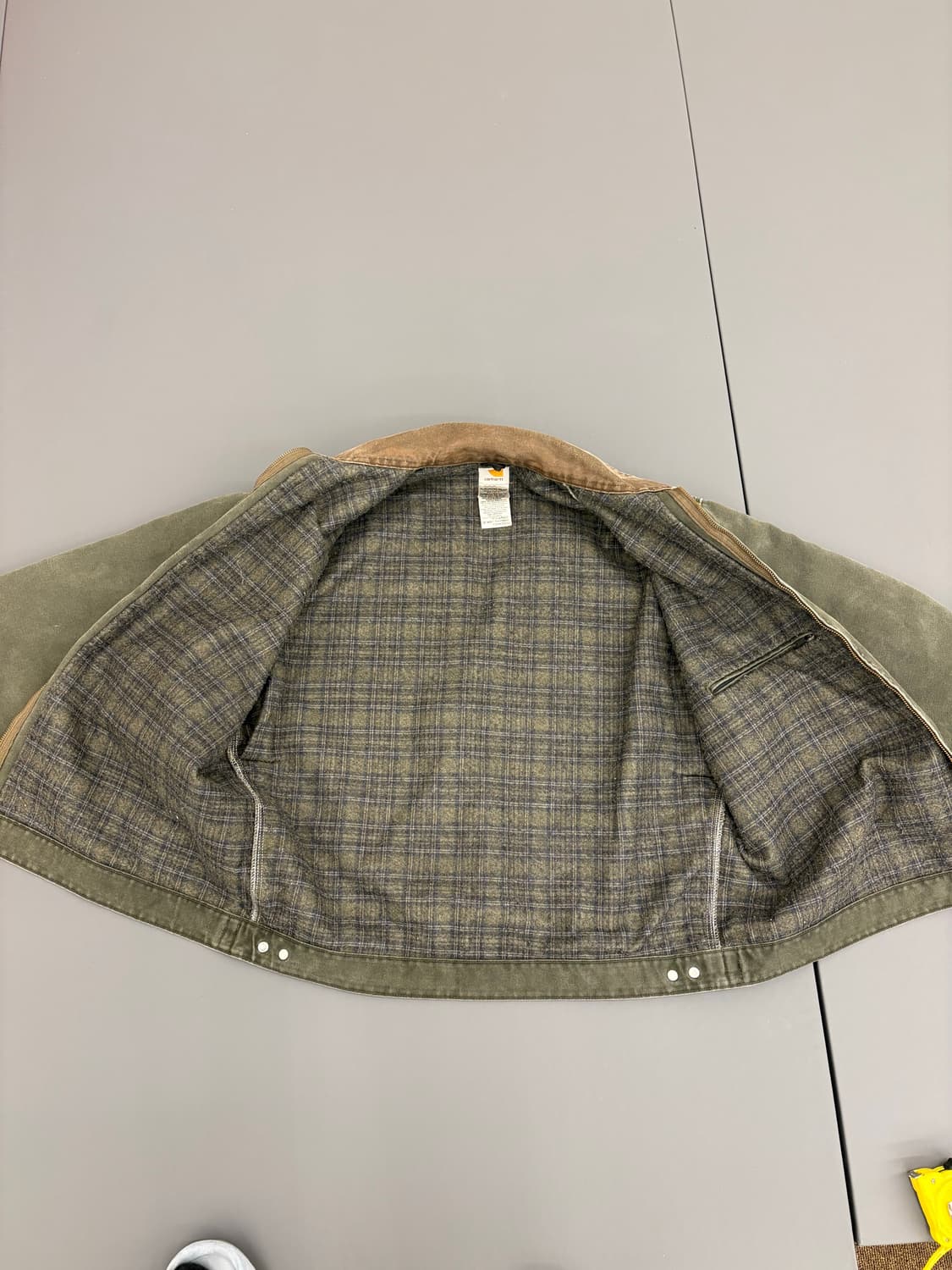 칼하트 j97 모스 그린 XL - 레귤러 상품이미지4