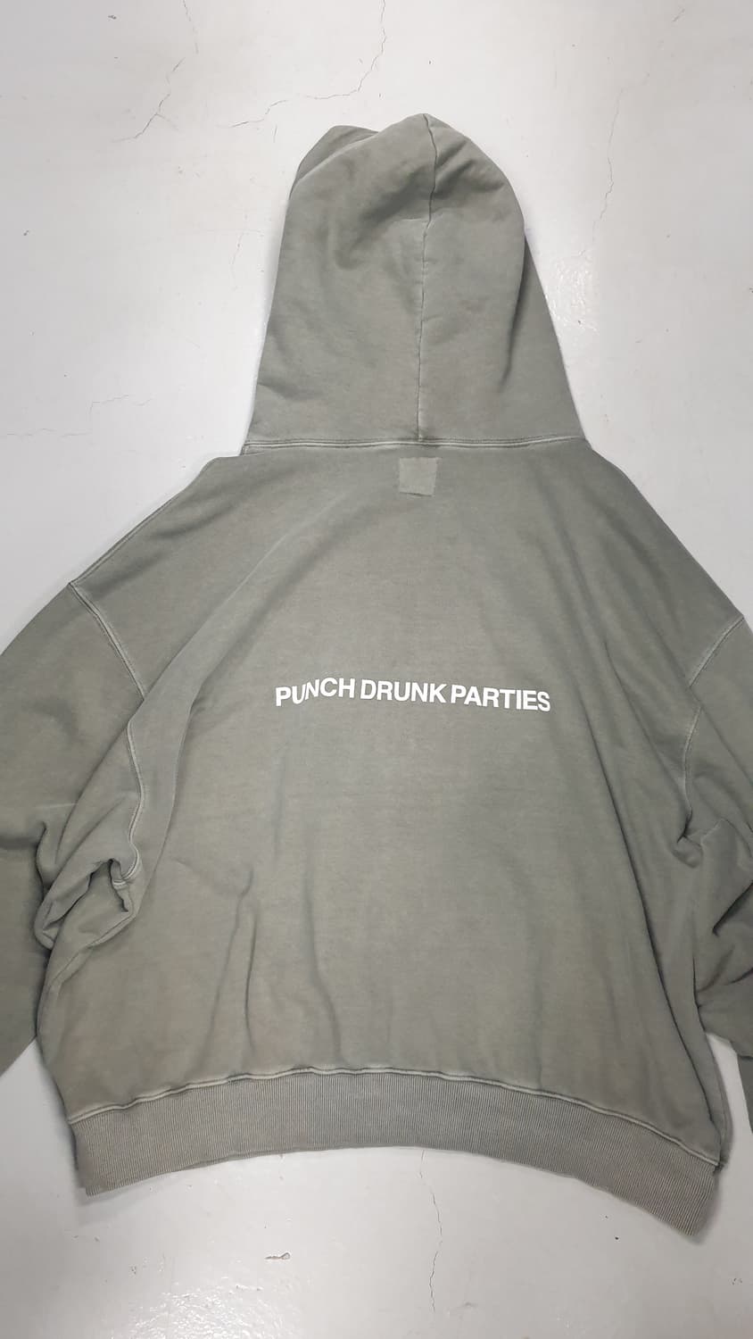 펀치드렁크파티즈 기모 후드티 올리브3사이즈 상품이미지2