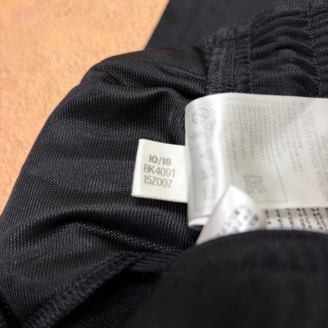 아디다스 삼각로고 트레이닝 팬츠 상품이미지3