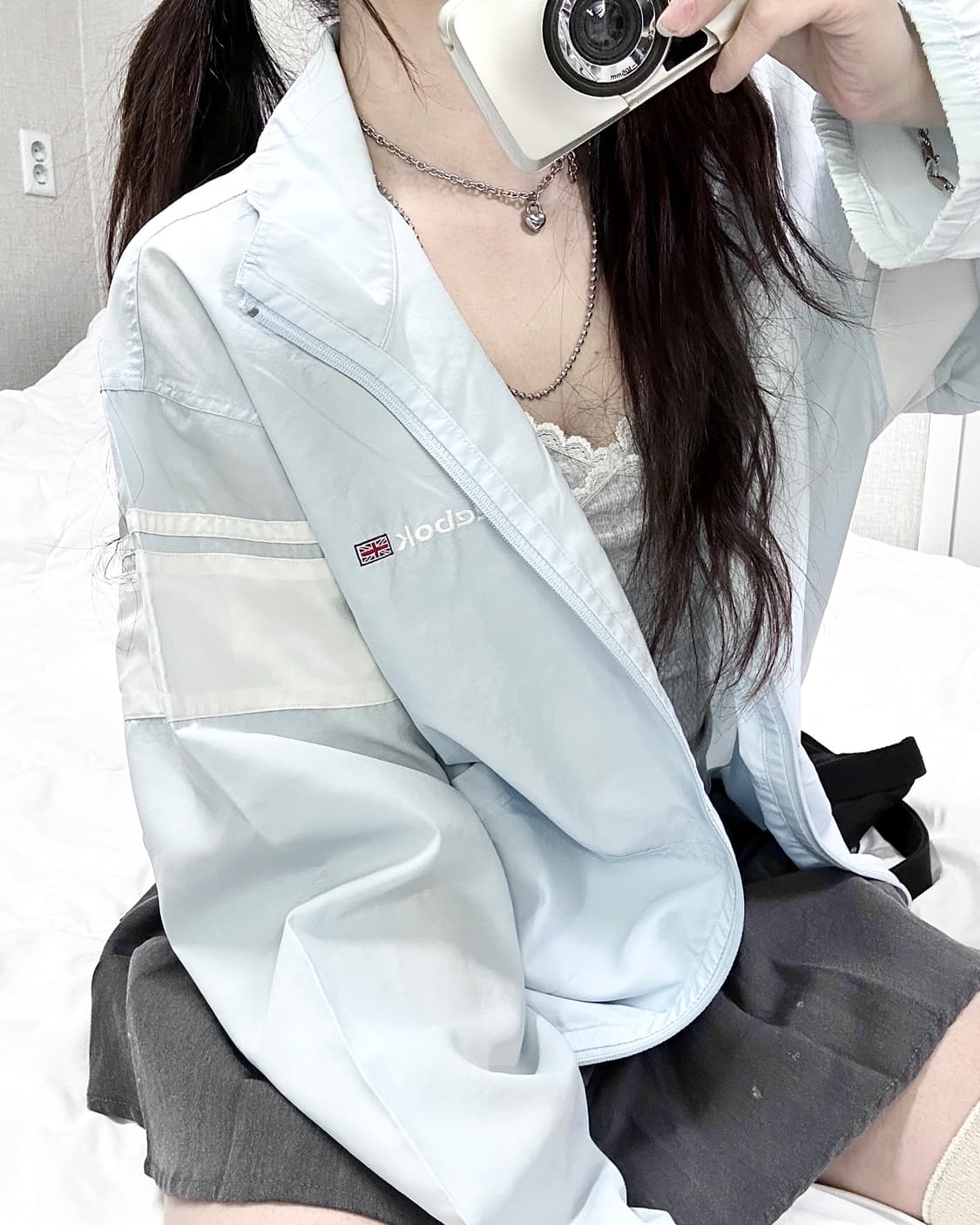 리복 빅로고 뮤트하늘 바람막이 상품이미지1