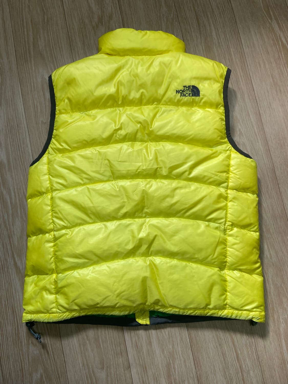 노스페이스 써밋시리즈 덕다운 패딩조끼 85표기90 상태 굿 상품이미지2