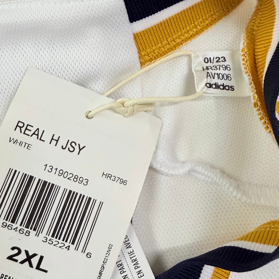 23-24 레알마드리드 홈 크로스 유니폼 상품이미지7