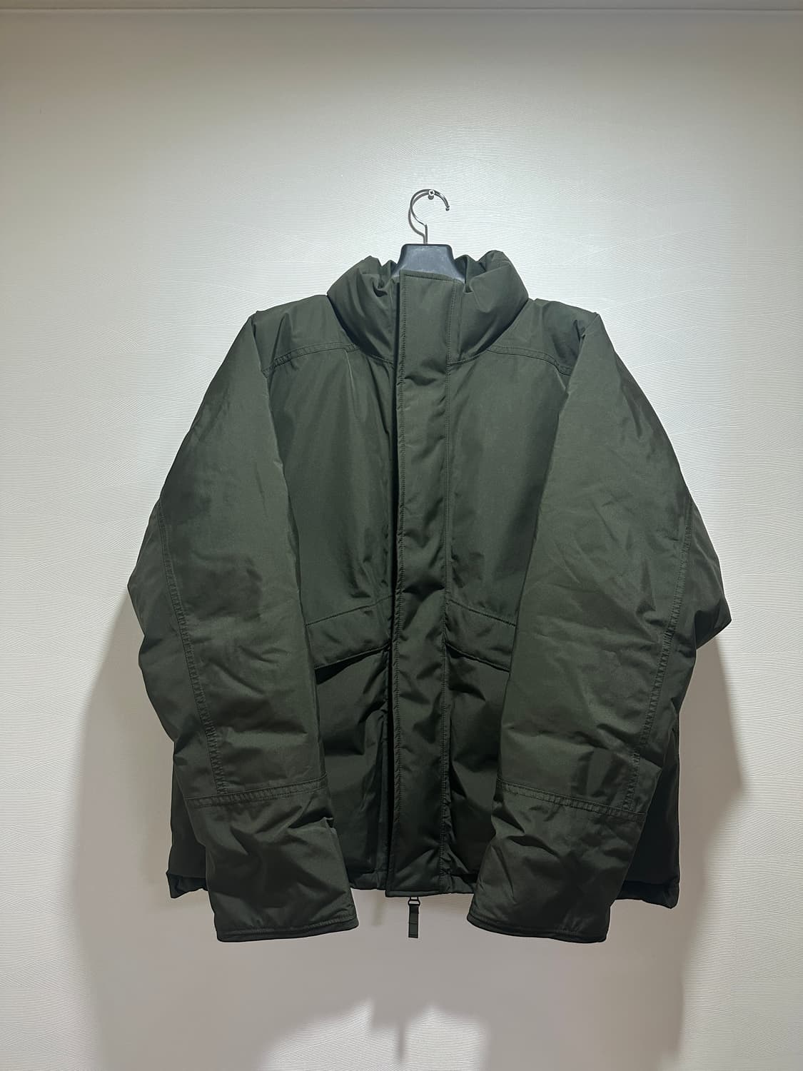 [L] 나나미카 고어텍스 숏 다운자켓 카키그린 상품이미지2