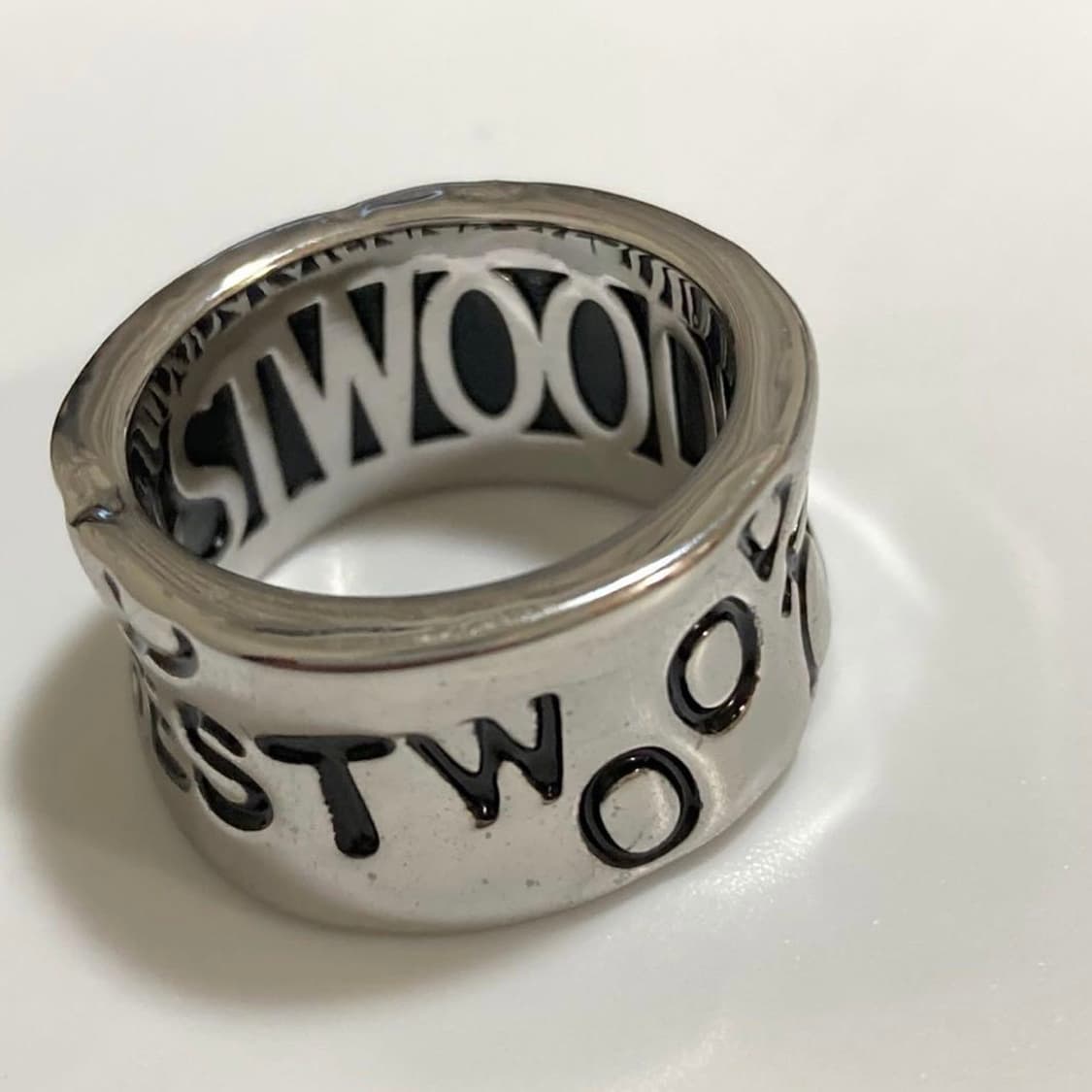 비비안웨스트우드 아카이브 레터링 orb 각인링 반지 상품이미지3