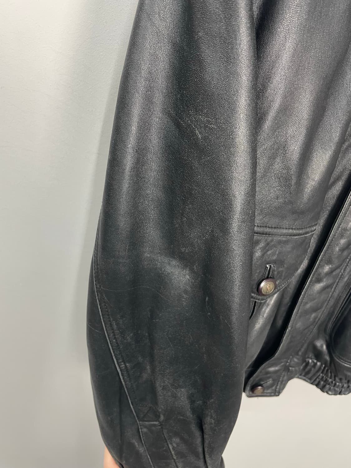 입생로랑 블랙 가죽 무스탕 자켓 H1399 상품이미지9