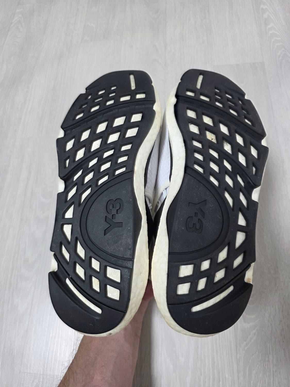 아디다스 Y-3 SAIKOU BOOST CORE 275 상품이미지5