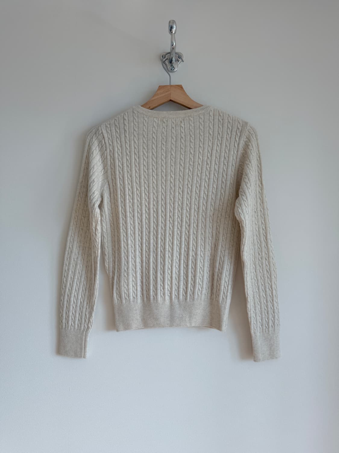 틸아이다이(TILLIDIE) 꽈베기 진주 가디건(캐시미어 블렌드) 상품이미지5