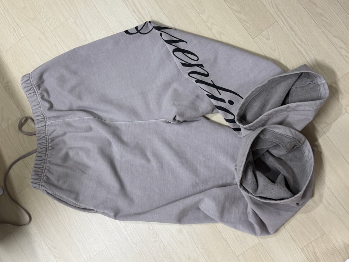 26ss 피어오브갓 에센셜 풀셋업 상품이미지10