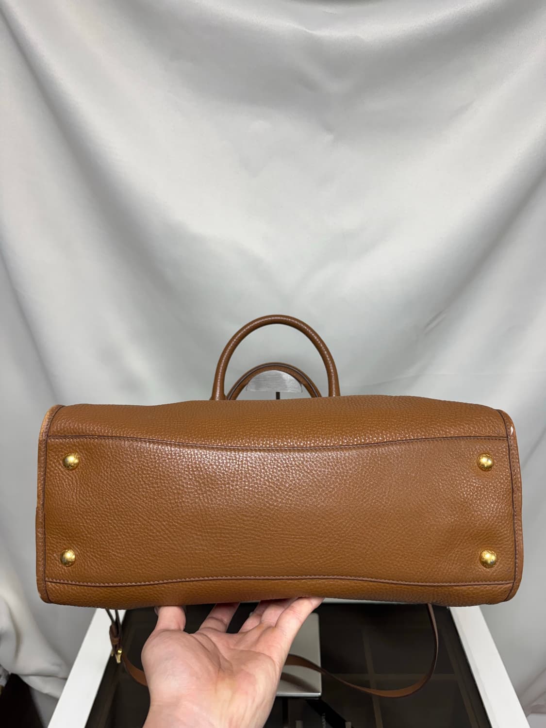 정품 프라다 레더 모터백 상품이미지6