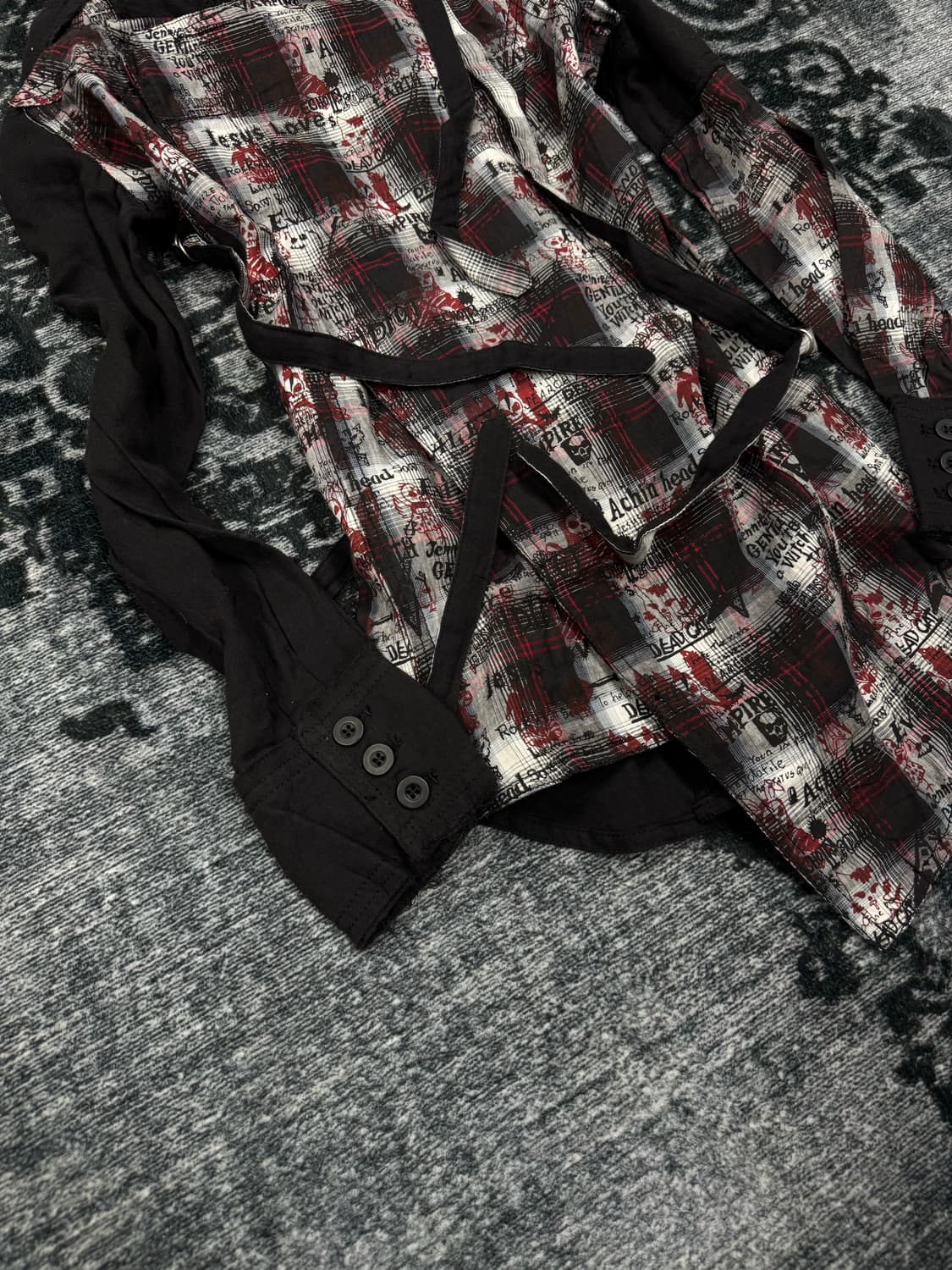 Algonquins asymmetry vampire evil shirts 상품이미지5