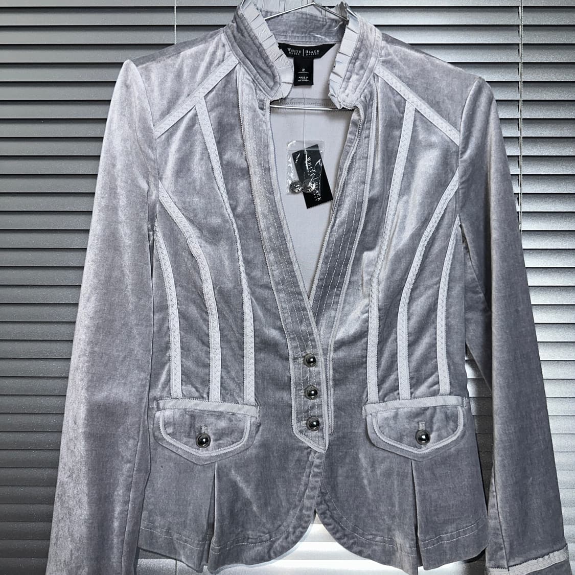 00s 데드스톡 화이트 하우스 블랙 마켓 벨벳 빅토리안 러플 자켓 상품이미지3