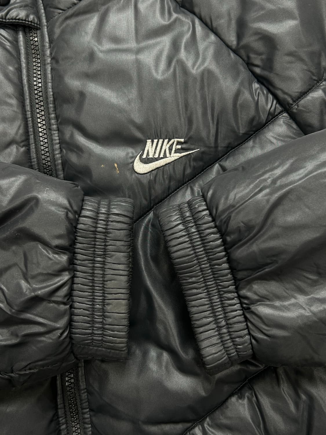나이키 00s 블랙 유광 패딩 L 상품이미지8
