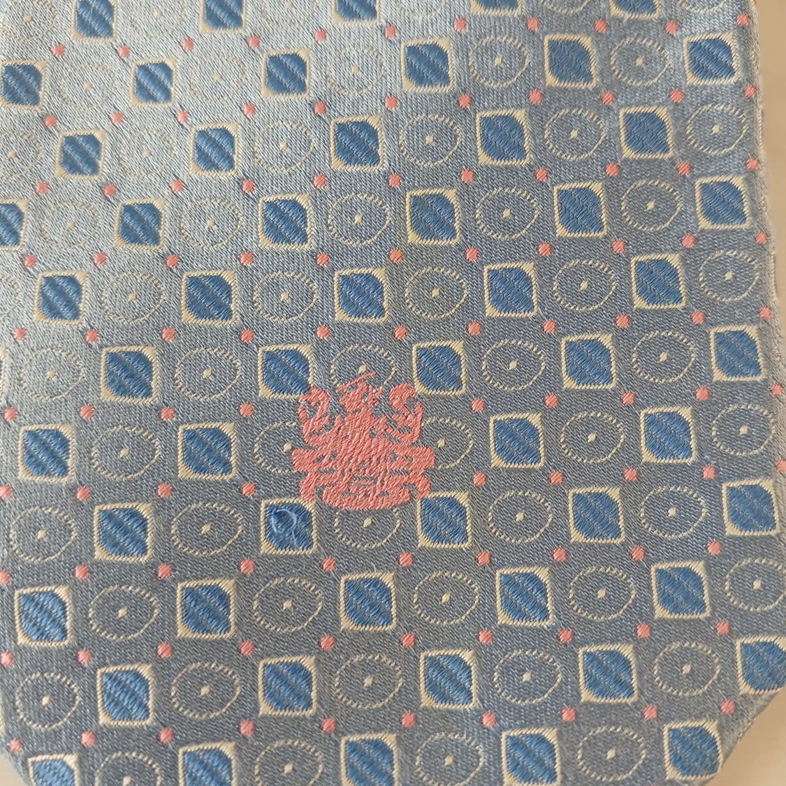 아쿠아스큐텀 실크 블루 기하 패턴 넥타이 9cm A등급 A19589
 상품이미지9