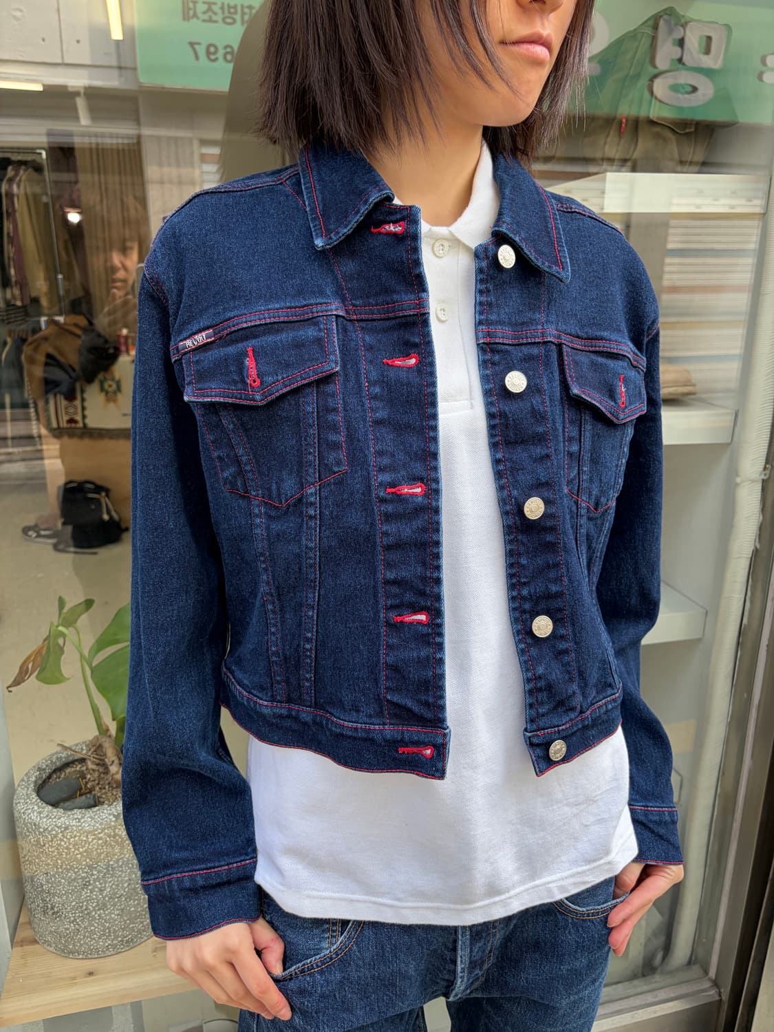 Revolt 데님 크롭 자켓 레드 스티치 포인 쇼 상품이미지1