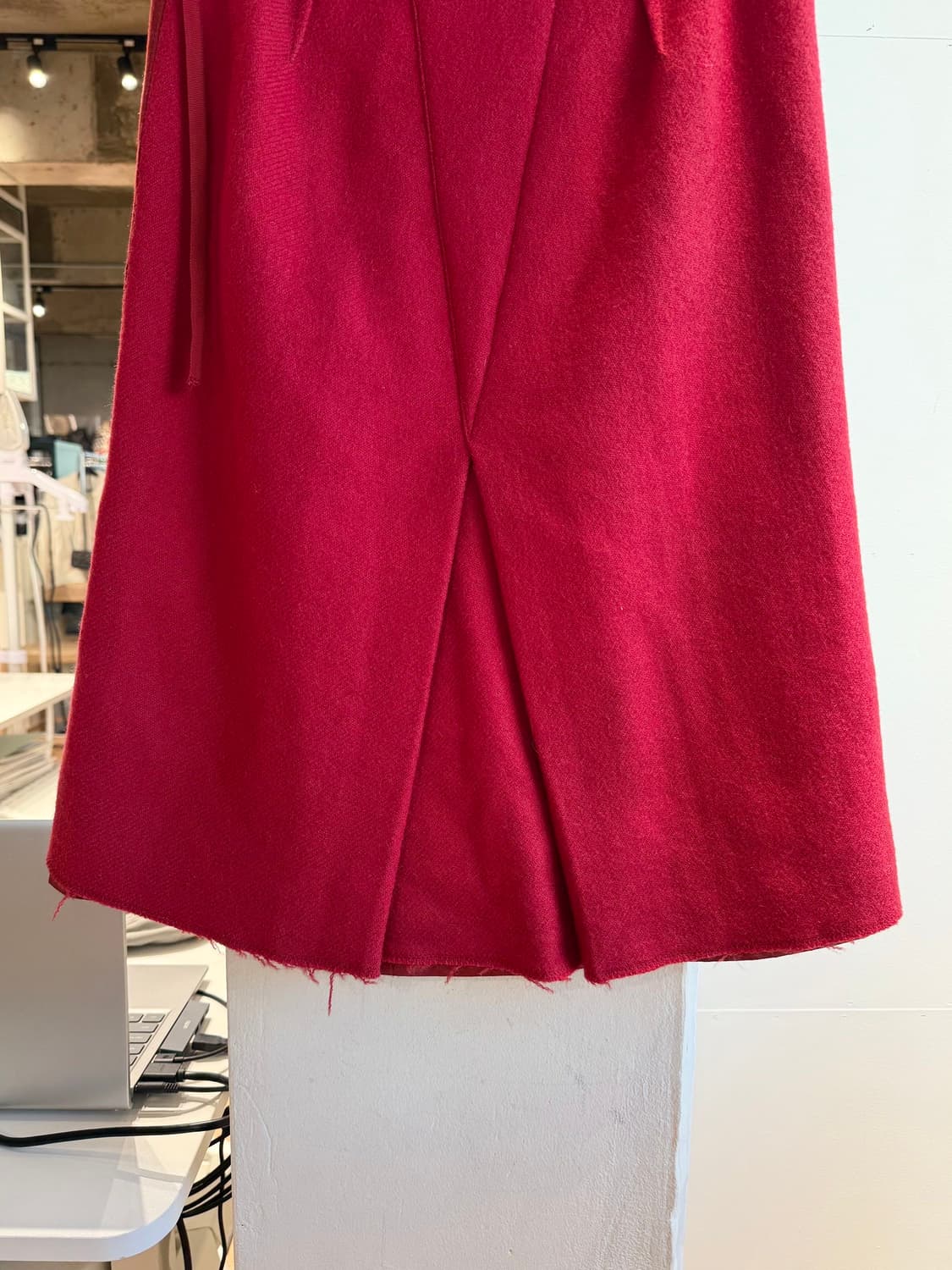 프라다 레드 라나울 미디스커트  상품이미지7