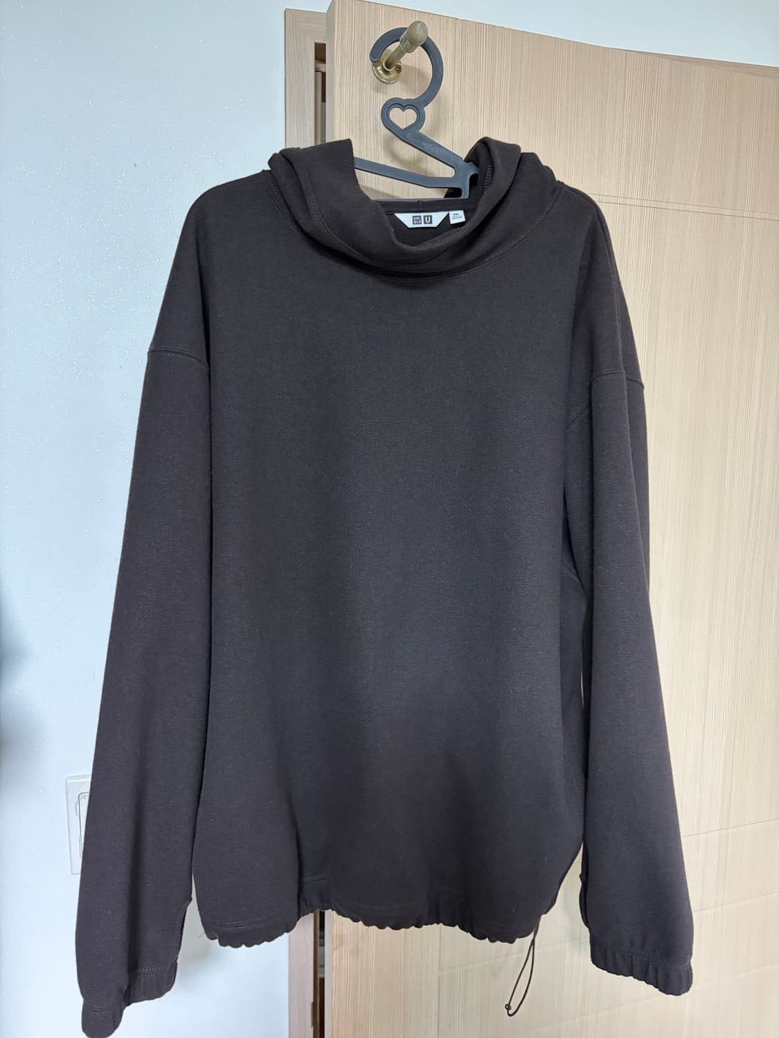 유니클로 U 후드 브러시드저지풀파카 상품이미지3