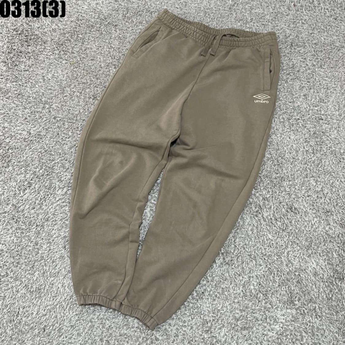 엄브로 트레이닝 조거 팬츠 상품이미지1