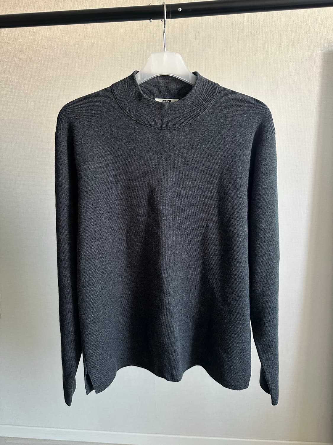 유니클로 U 메리노 블렌드모크넥스웨터 상품이미지1