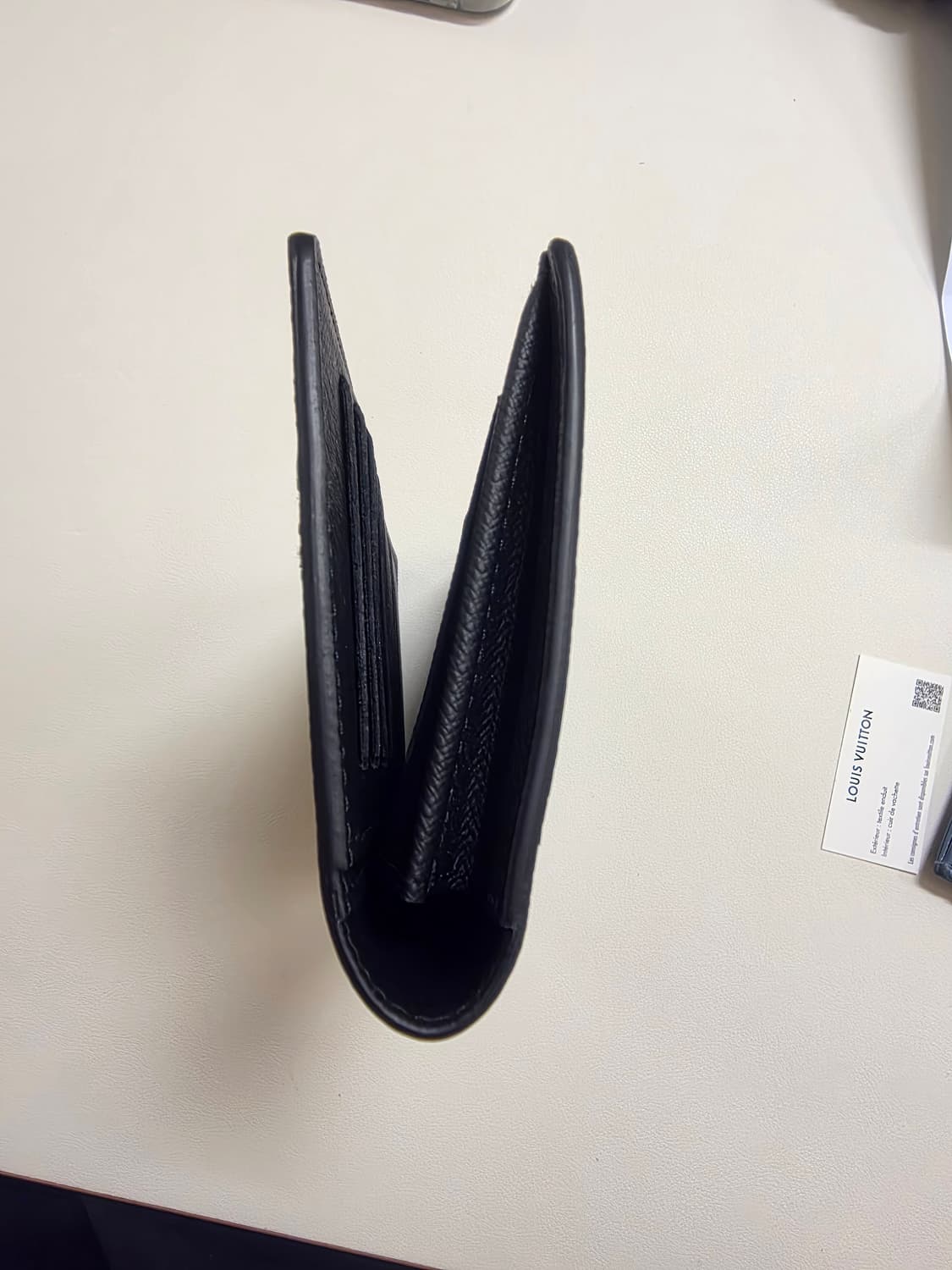 [25년식] 루이비통 브라짜 이클립스 모노그램 장지갑 상품이미지7