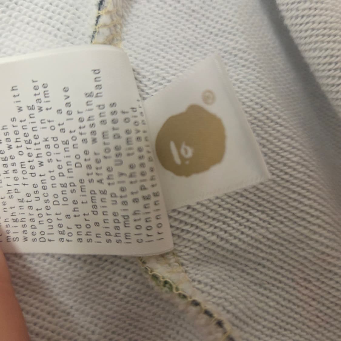 BAPE 헬로키티 베이프 밀리터리 샤크 그린 녹계 후드집업 상품이미지3