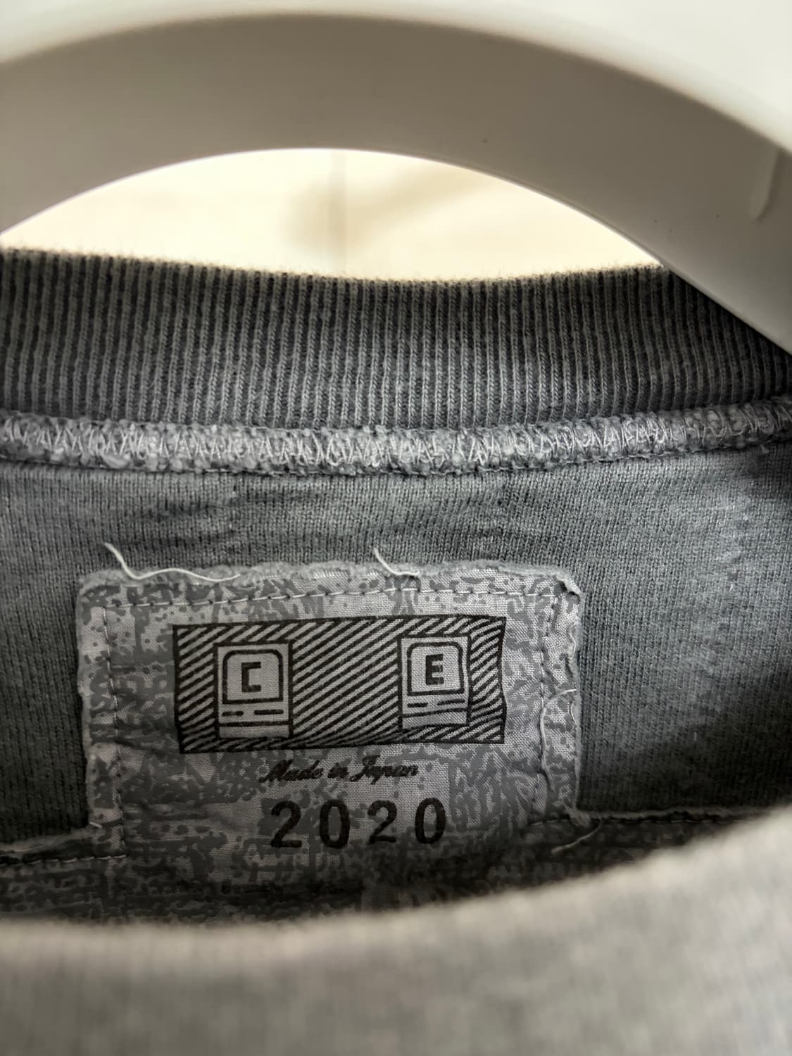 20SS 카브엠트 C.E PADDED CREW SWEAT 상품이미지4