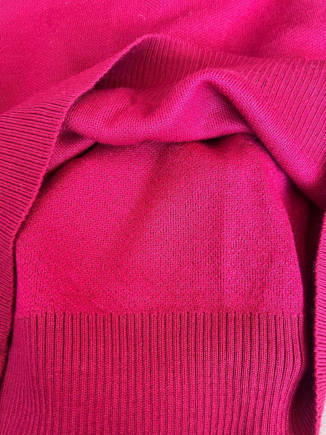 아다바트 adabat 남성  버건디레드 골프카라울니트

 상품이미지5