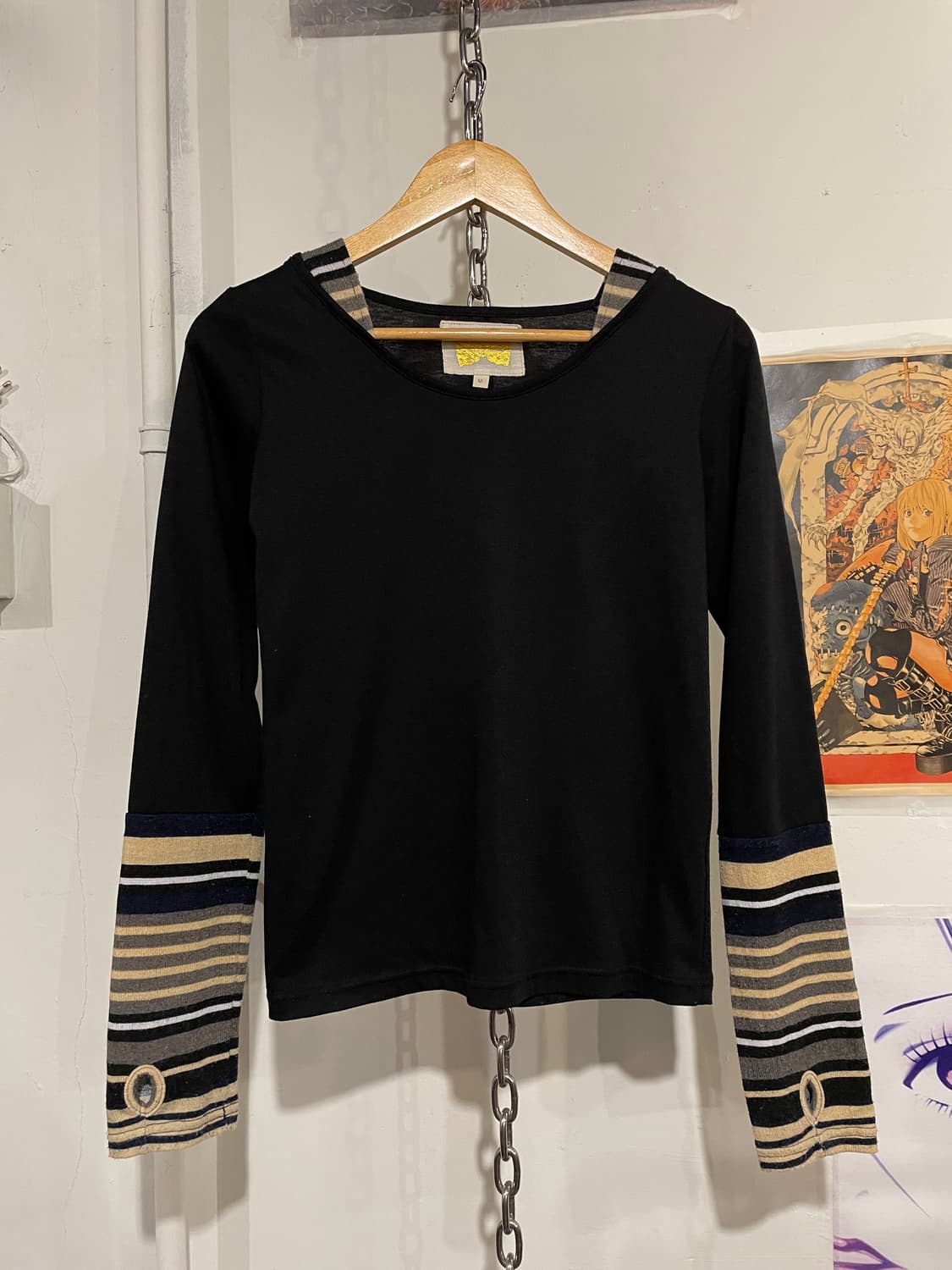 베이지 스트라이프 핸드워머 블랙 롱슬리브 상품이미지1