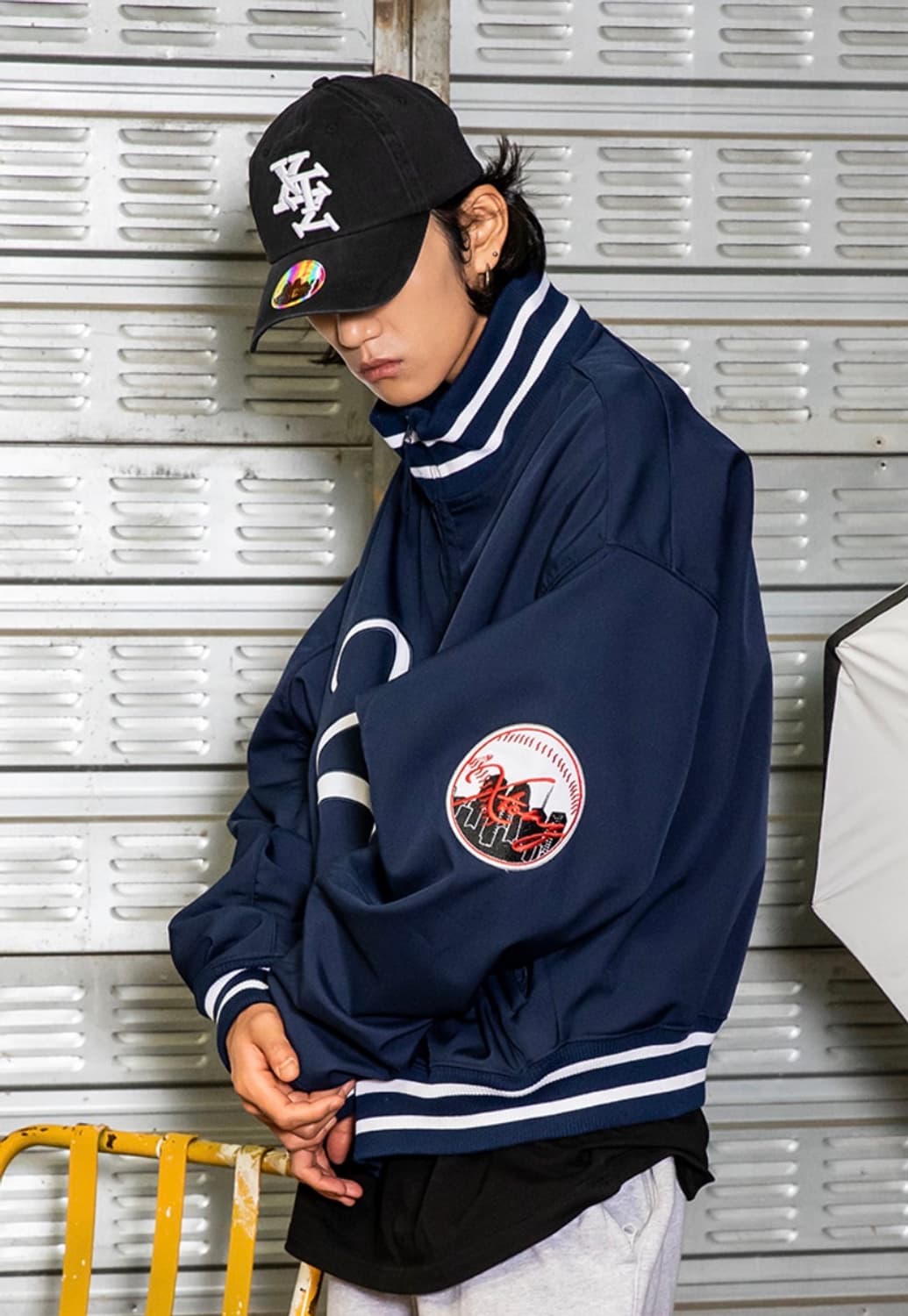 엑스톤즈 바시티 자켓 네이비 상품이미지4