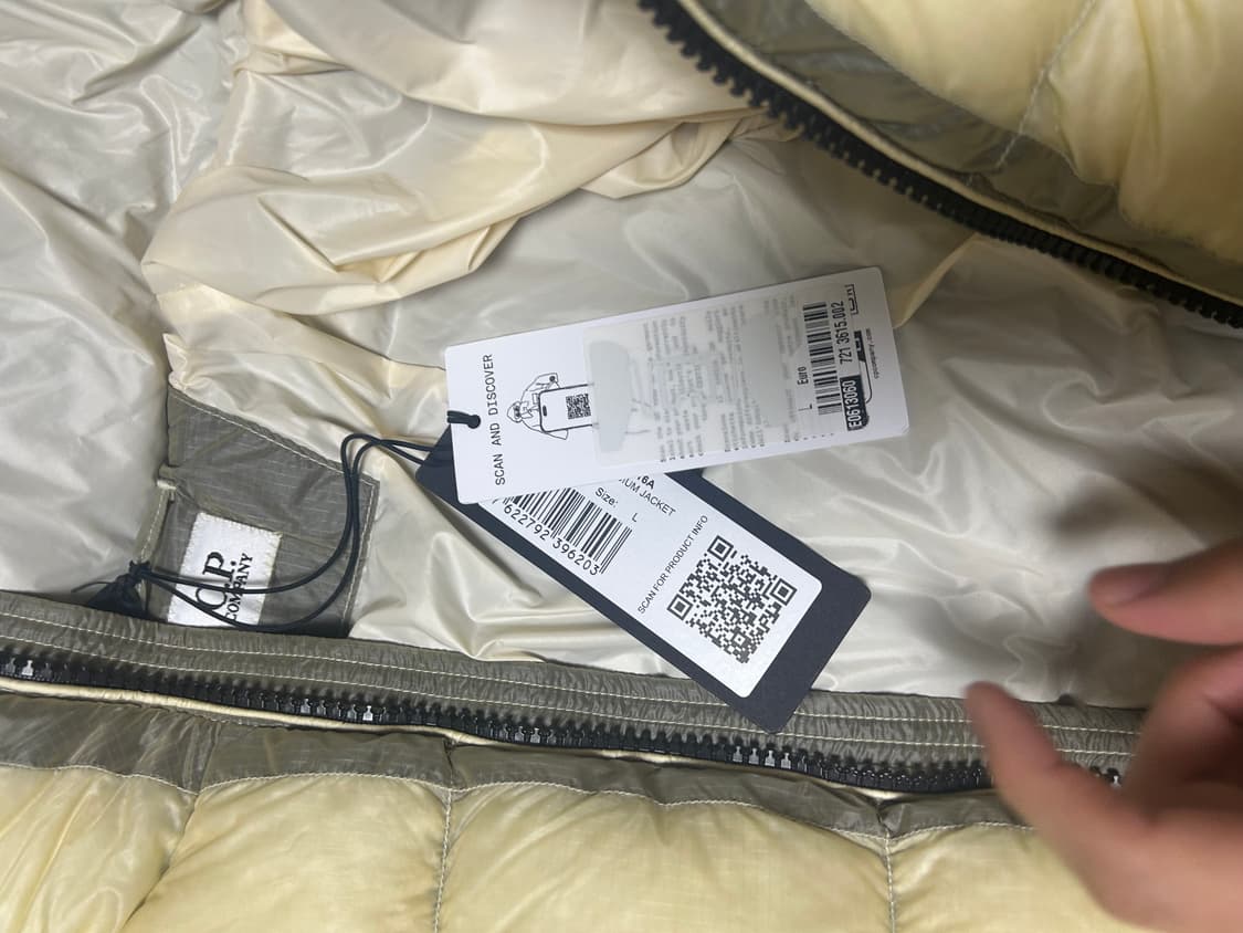 cp컴퍼니 dd쉘 피스타치오 L 새상품 상품이미지5