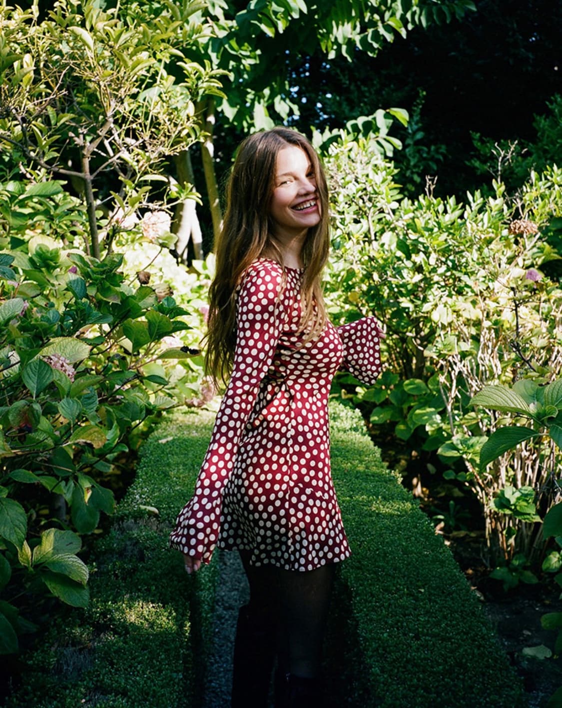 리얼리제이션 플레어 실크 원피스 상품이미지4