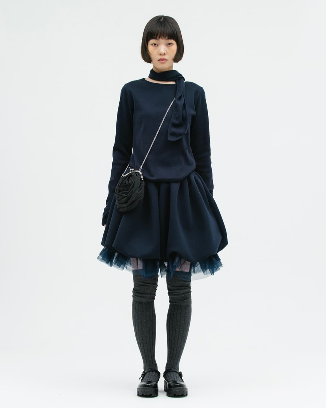 생긴스튜디오 스카프 롱 슬리브 상품이미지1