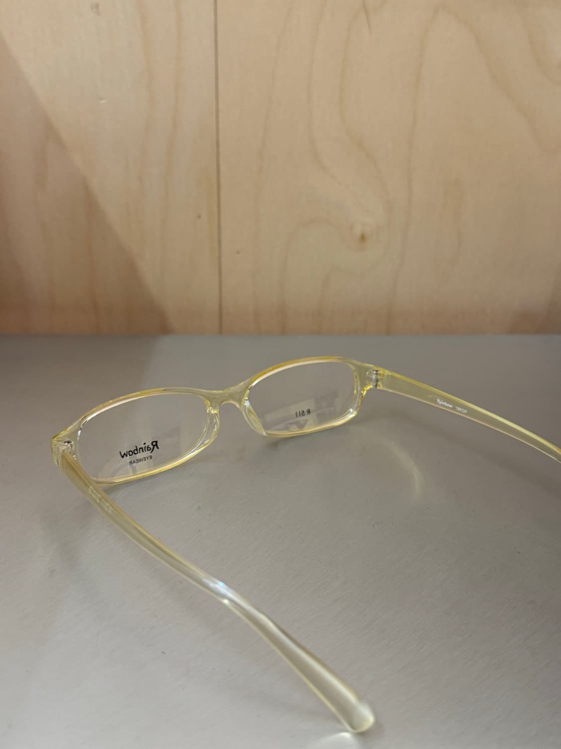 아이보리 옐로우 슬림 스퀘어 프레임 상품이미지3