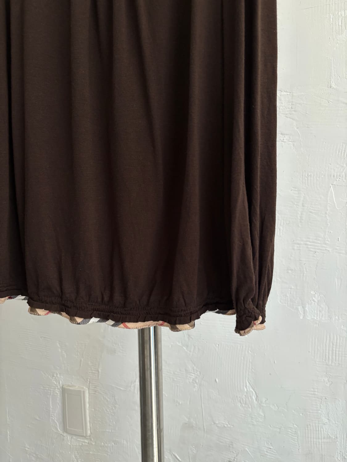 버버리 블루라벨 브라운 셔링 슬리브 상품이미지3