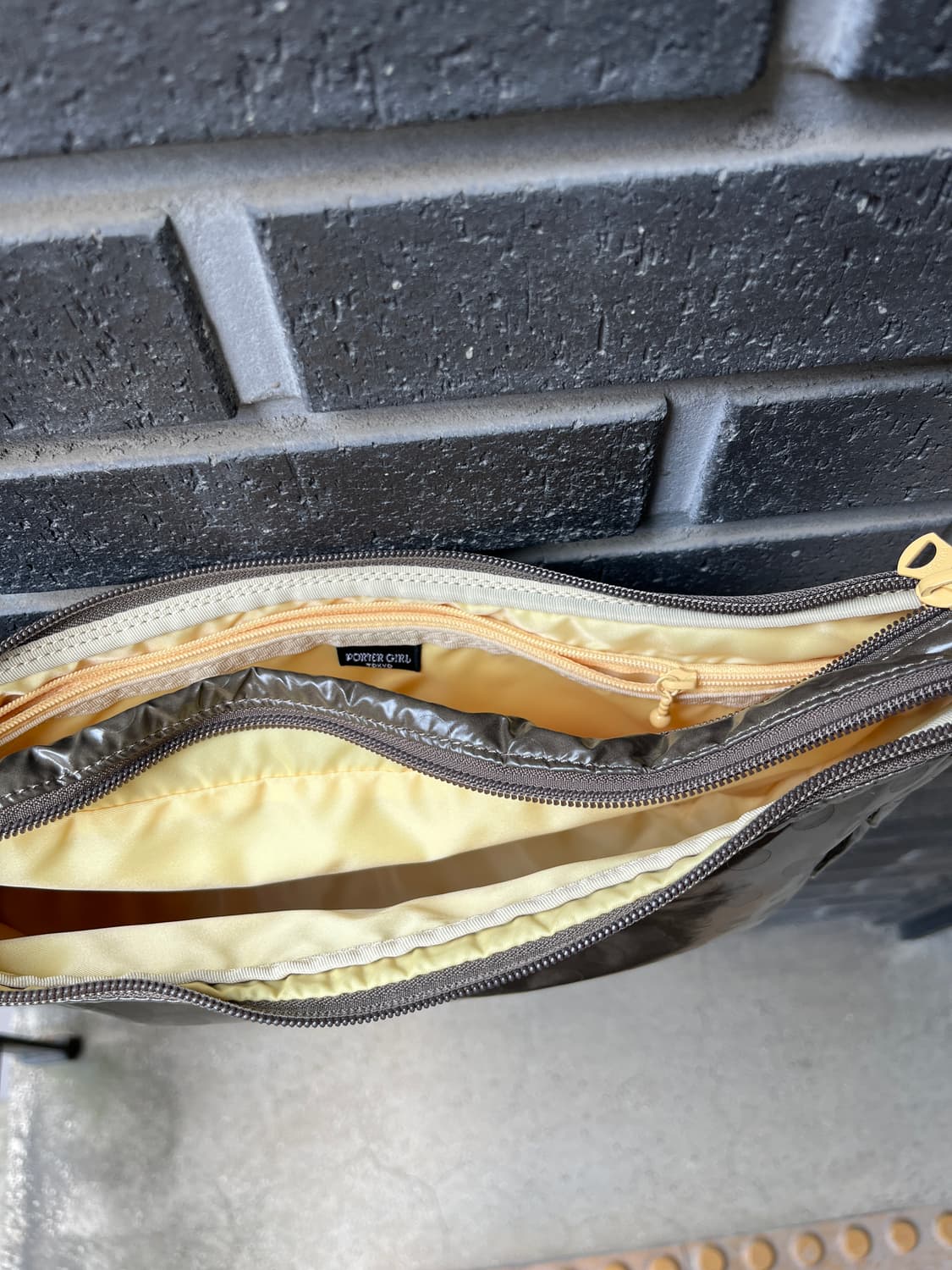 Porter 포터 도트 호보백 올리브 그린 상품이미지5