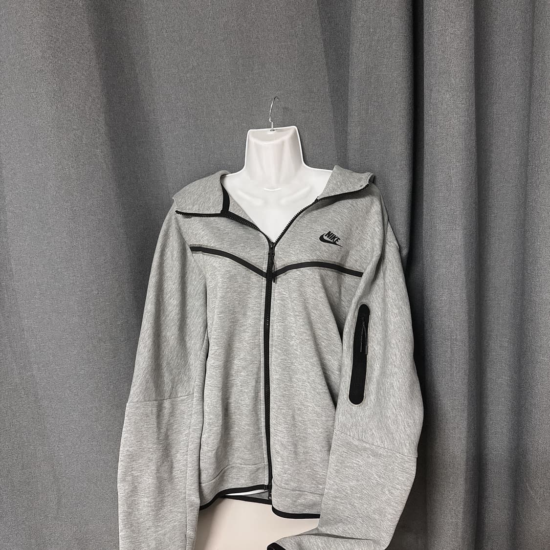 나이키 테크백 후드집업 상품이미지1