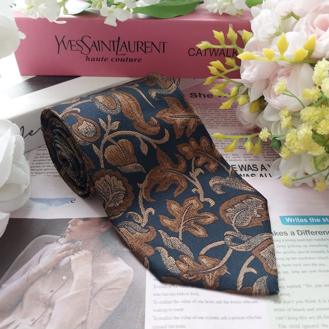  입생로랑 네이비 플라워 자카드 넥타이 9cm A+~A등급 K2457 상품이미지4