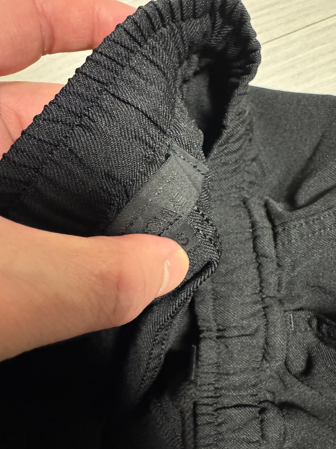 꼼데가르송옴므 수축폴리 셋업(자켓m,바지s)일괄 상품이미지6