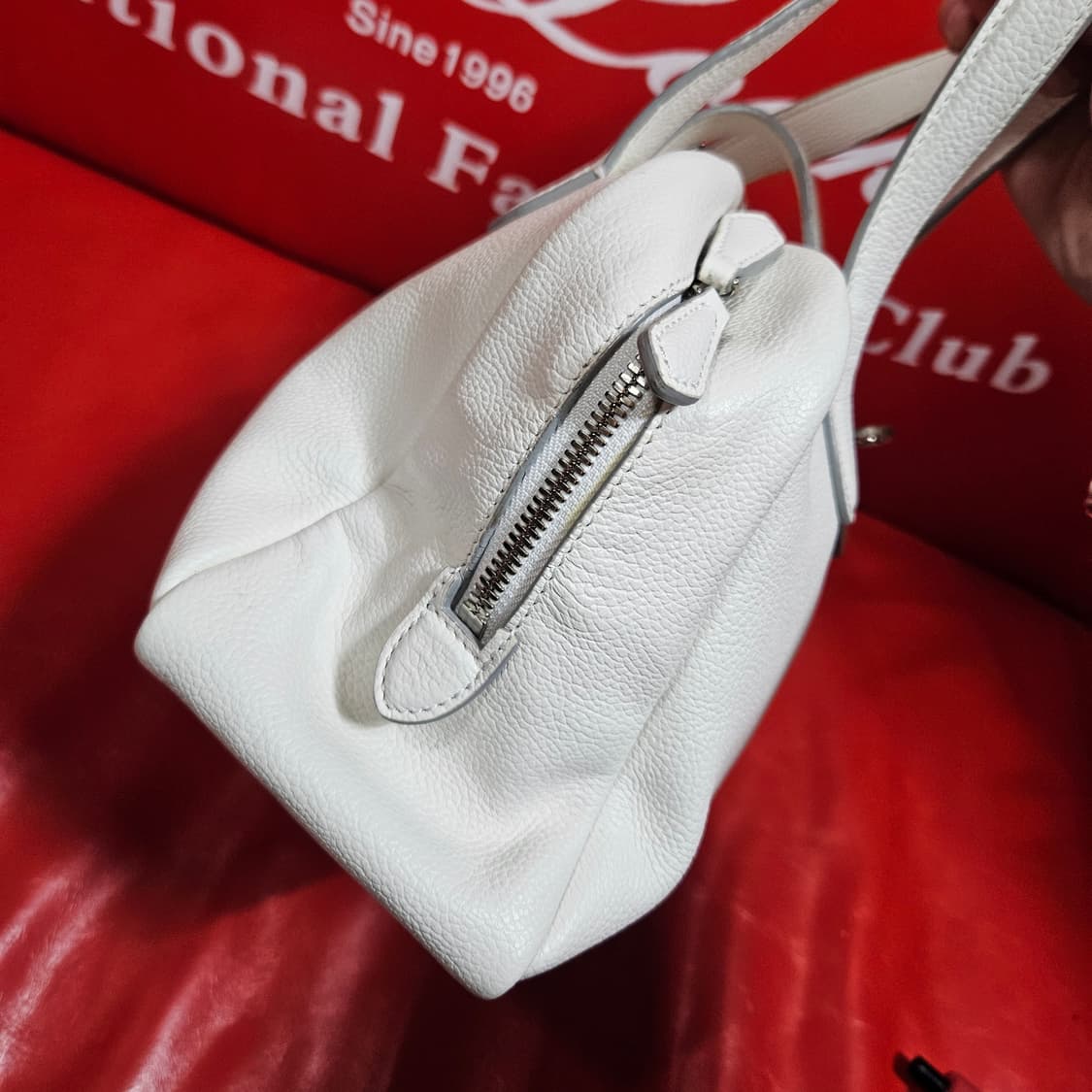 분크(Vunque) 미니 화이트 토트백  상품이미지5