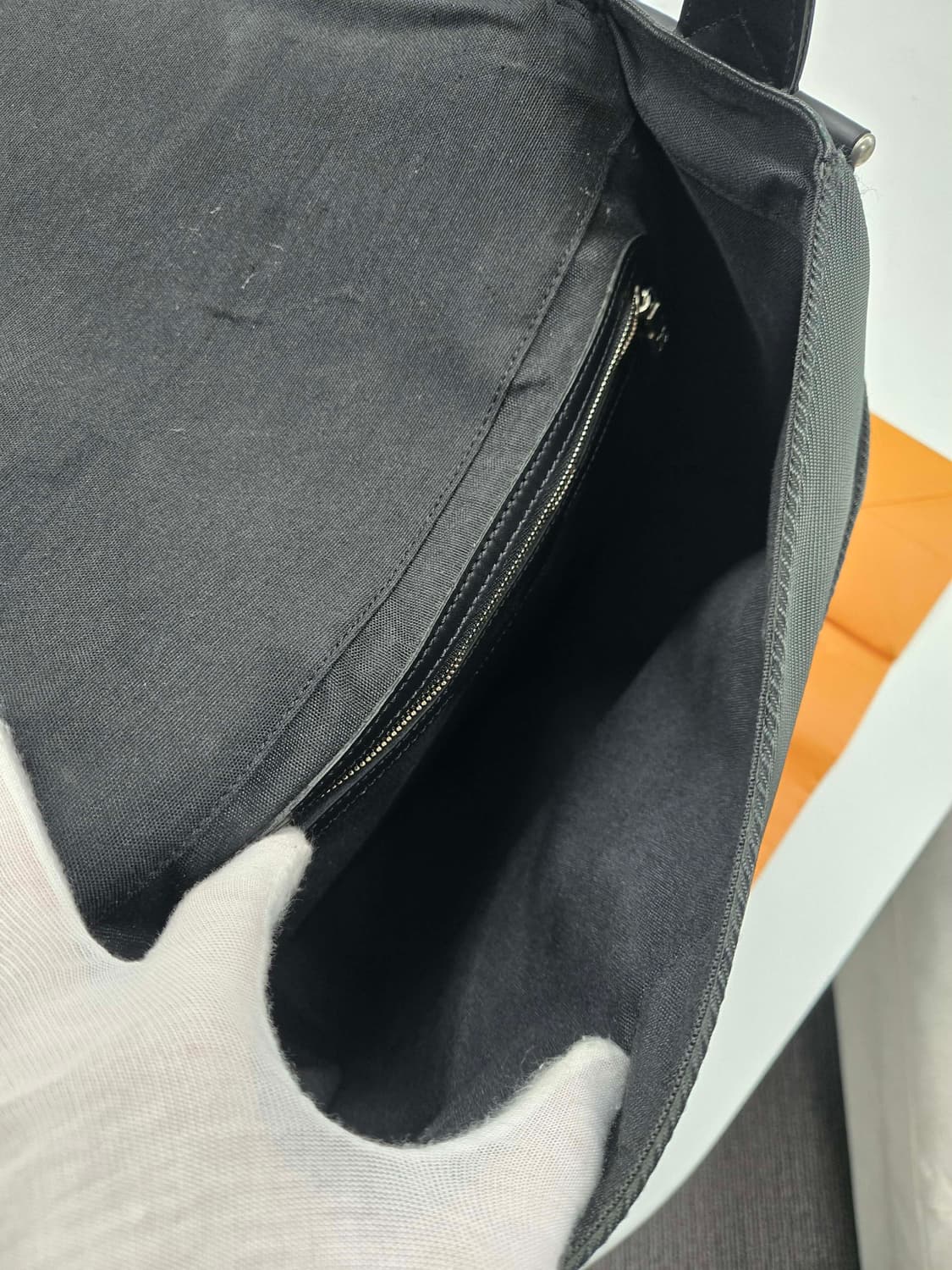 [50%세일] 루이비통 타이거 디스트릭트 숄더백 상품이미지9