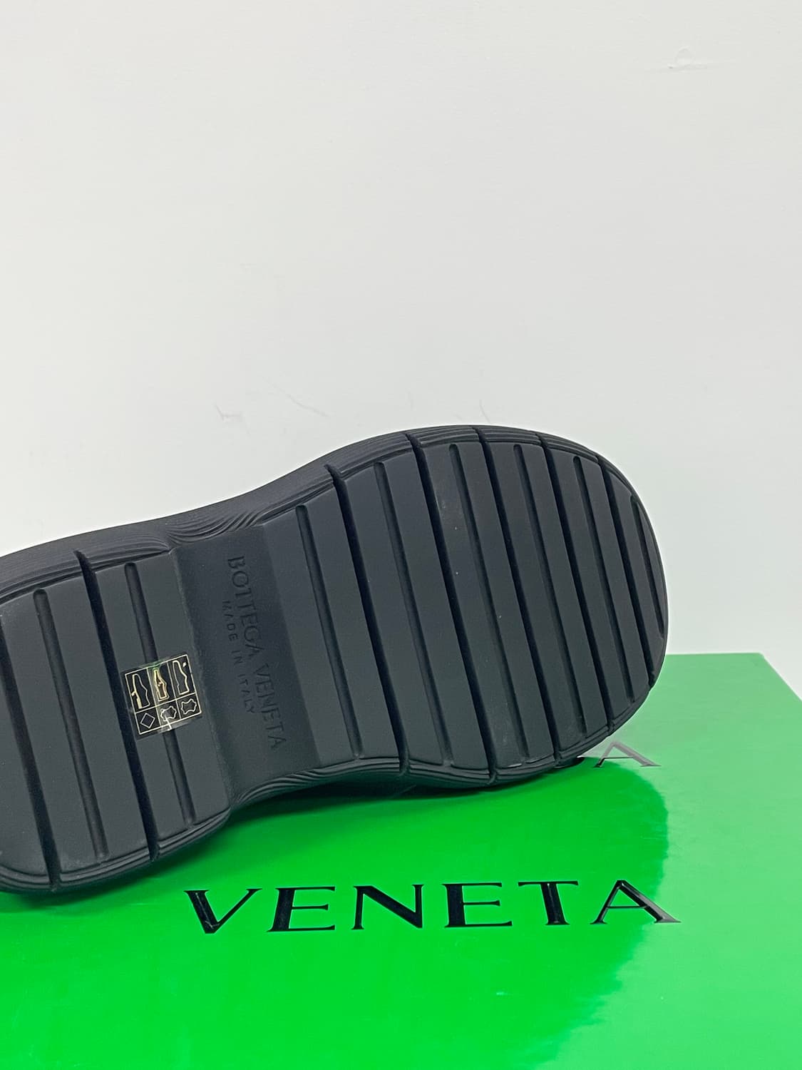 새상품 보테가 베네타 바운스 앵클 부츠 올 스파이스 36.5 사이즈 상품이미지9