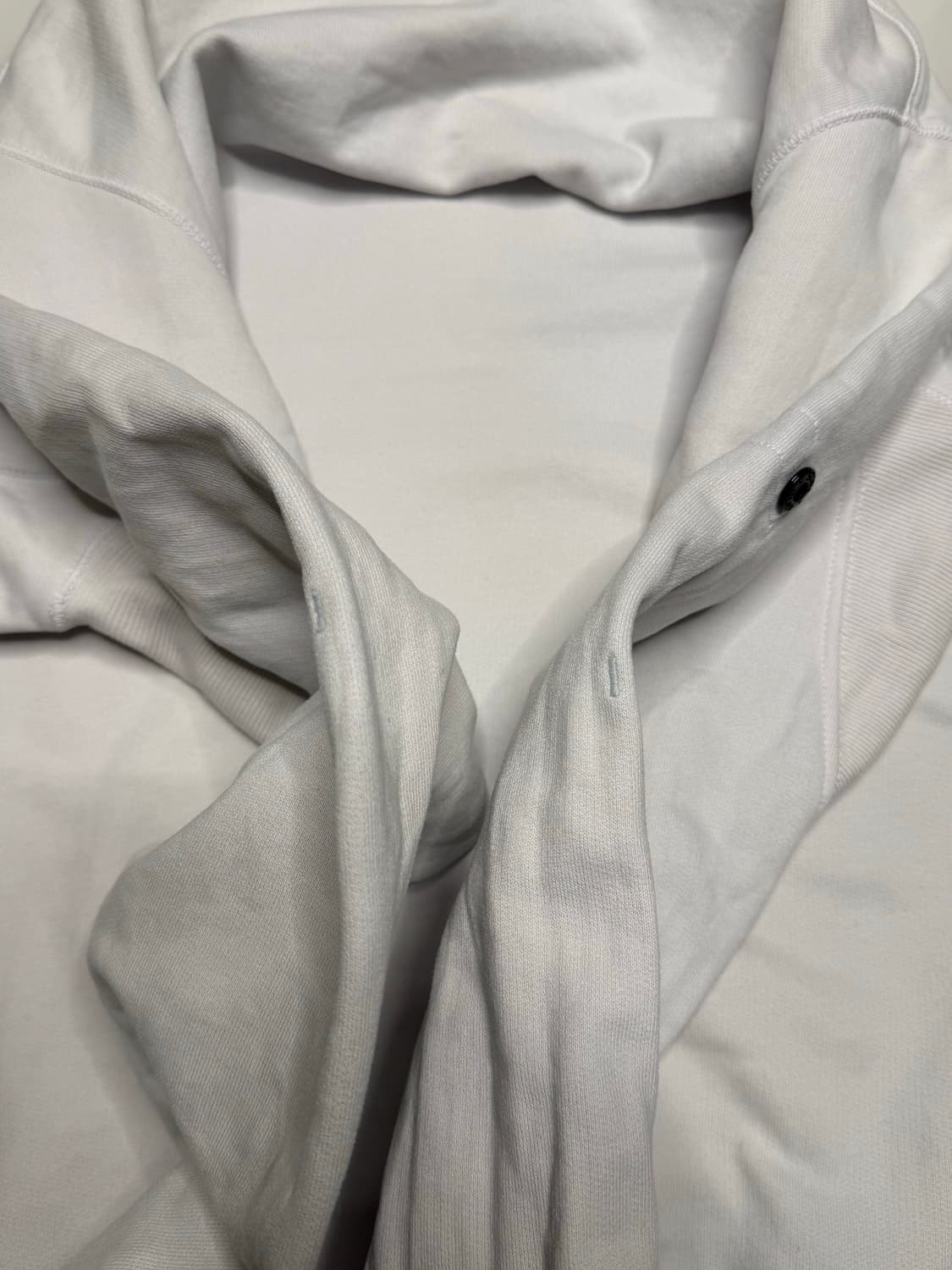 [M]스톤아일랜드 크루넥 화이트 맨투맨 상품이미지6