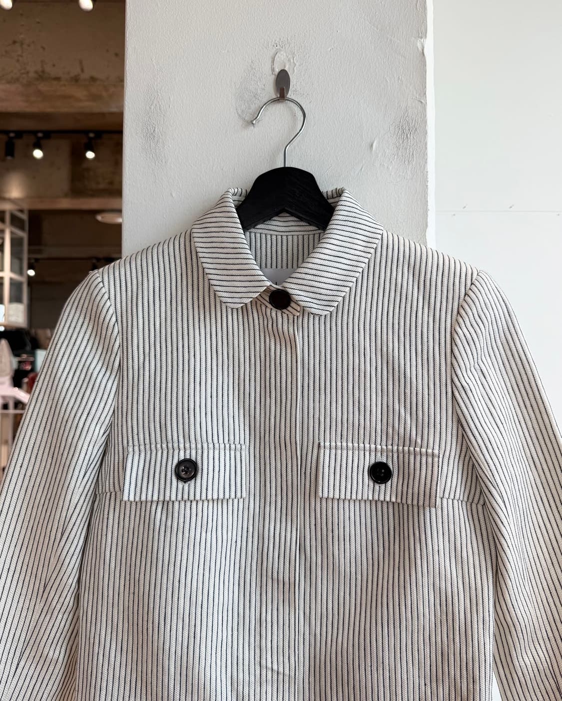 끌로디 피에르 스트라이프 린넨 혼방 자켓  상품이미지3