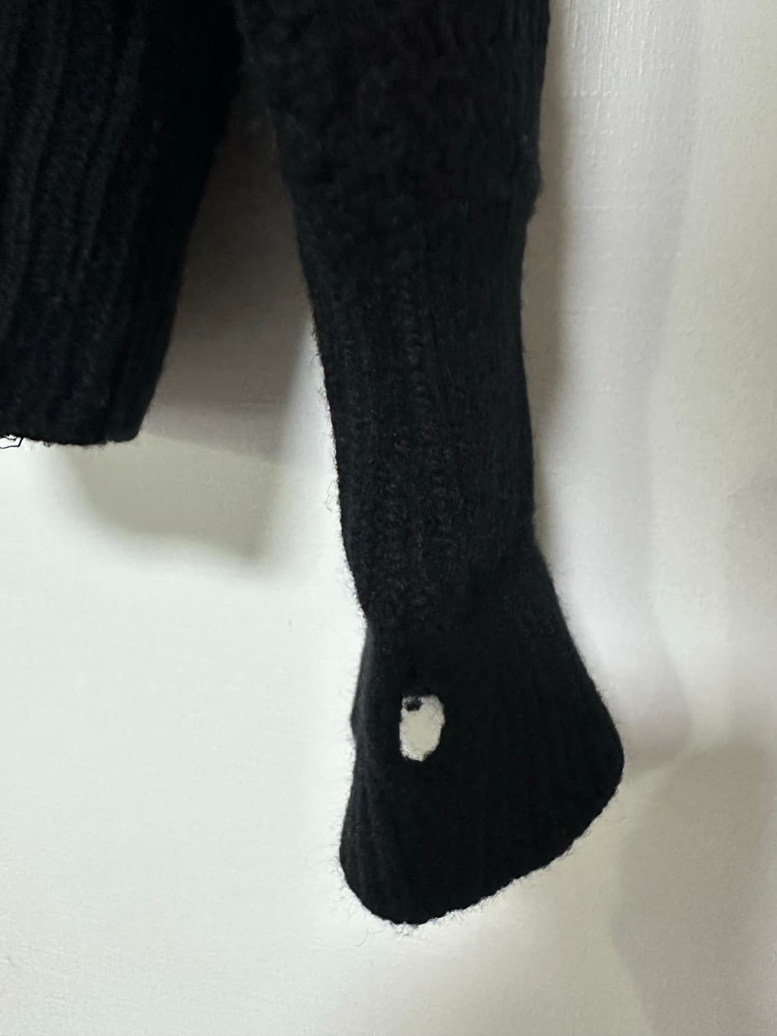 커버낫 검정색 니트 L사이즈 상품이미지2