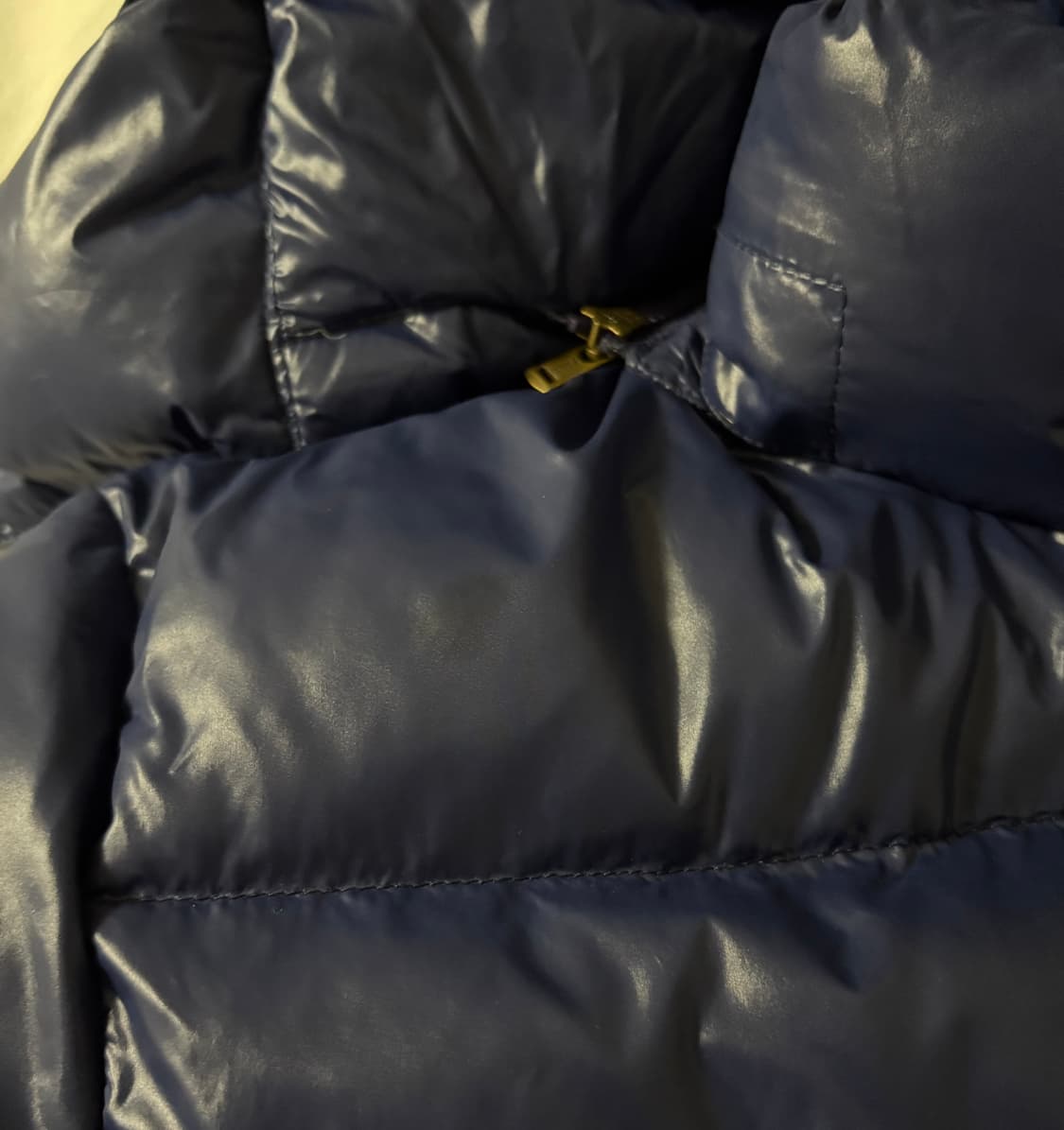 폴로 랄프로렌 유광 패딩  상품이미지5