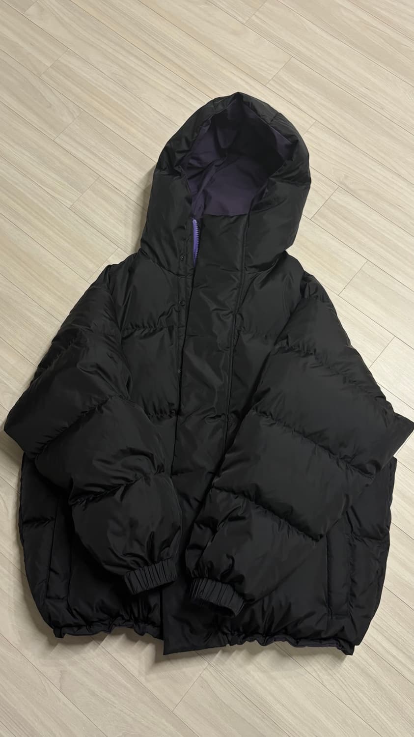 [1] 그라프페이퍼 퍼텍스 리버시블 후디드 다운 퍼플x블랙 1사이즈 상품이미지2